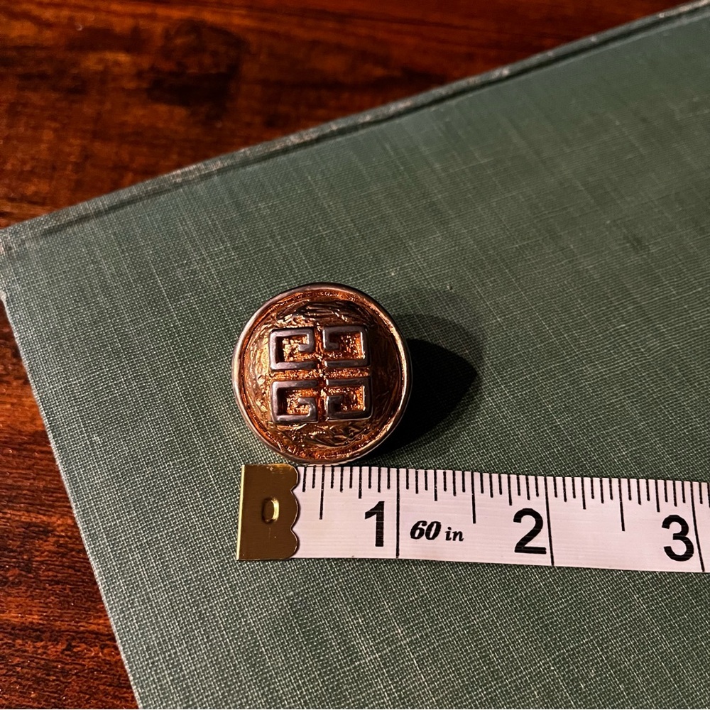 Vintage Givenchy Gold Emblem Round Clip-on Earrings - Picture 5 of 5